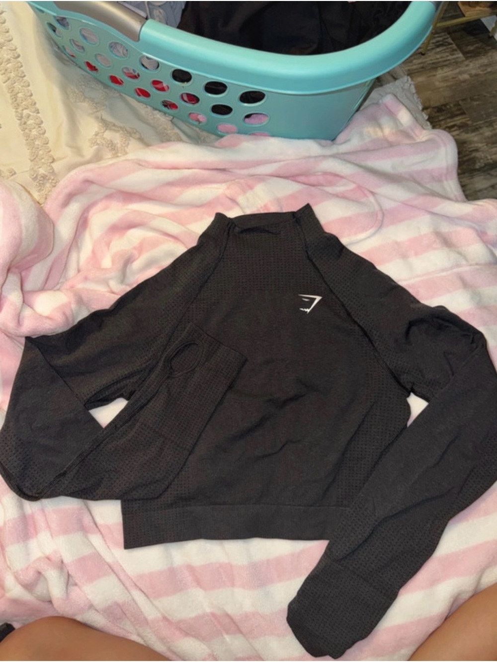 Gymshark Women’s Black Seamless Crop Top